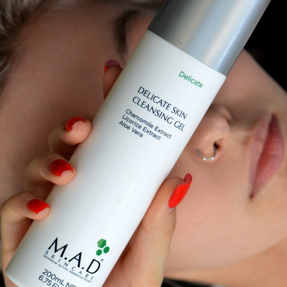 Delicate Skin Cleansing Gel 200 ml